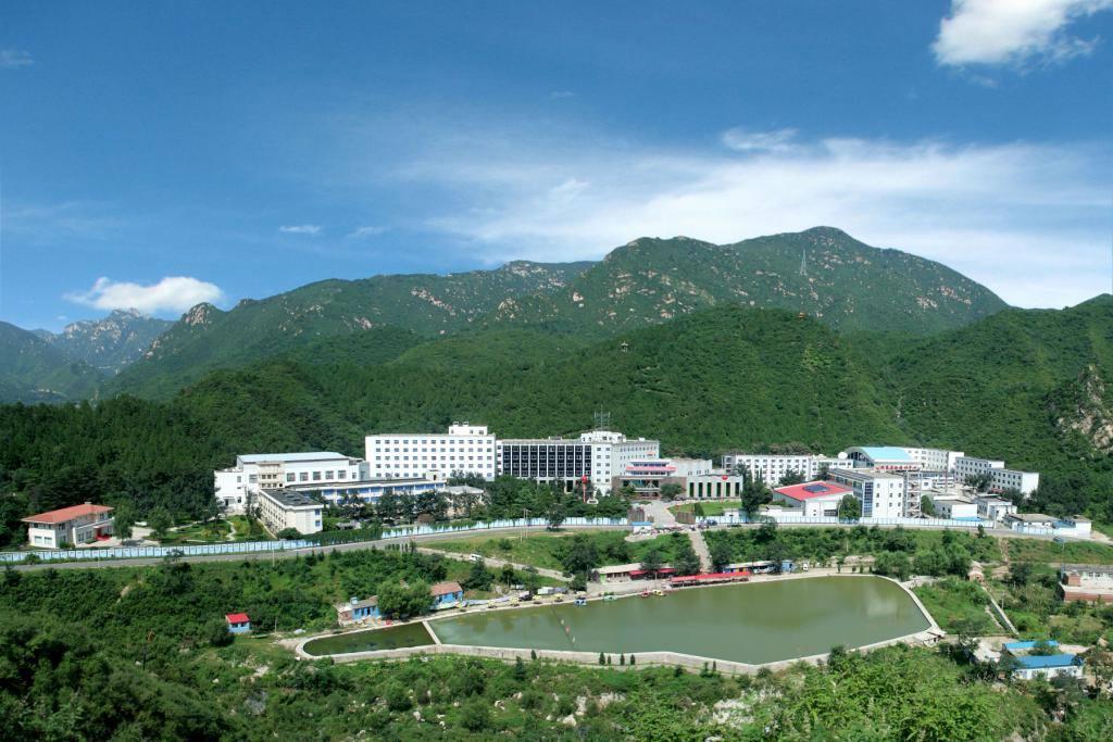 陽光酒店集團